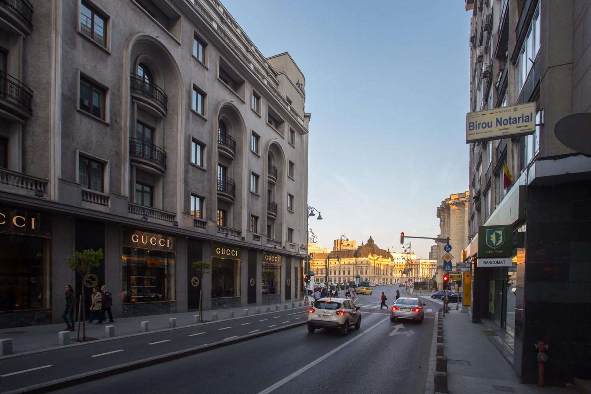 Eclectic 3 Bedroom Calea Victoriei By Urbanesq Bukarest Kültér fotó